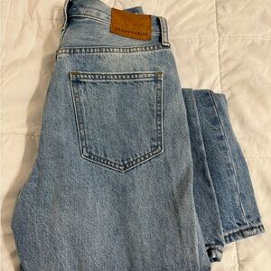 Aritzia’s Denim Forum - The Joni High Rise Loose 29L | Size 24